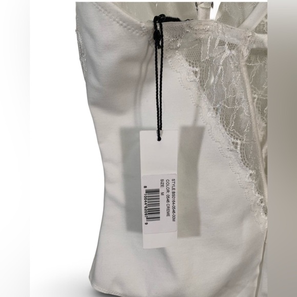 NWT Fleur du Mal Silk Lace Plunge Neck
Gardenia Lace Bodysuit Lingerie | Size M - Picture 9 of 10